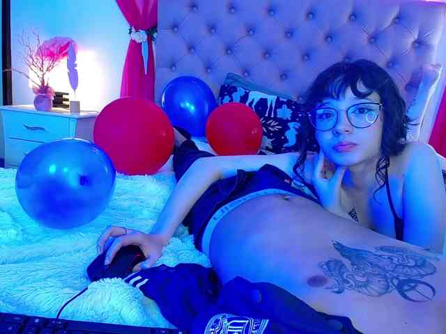 nude voyeur webcam Sukubo