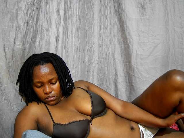  sweet-bunny12 chat room