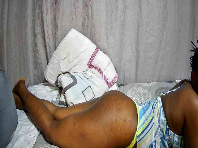 sweet-bunny12 webcam