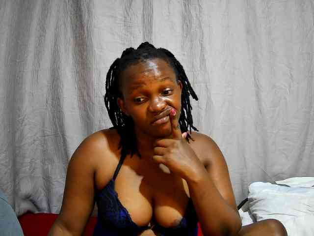 sweet-bunny12 webcam