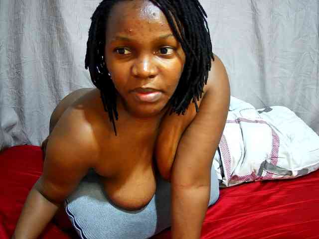 sweet-bunny12 webcam