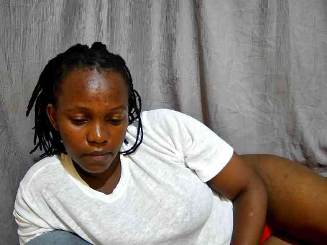 sweet-bunny12 webcam