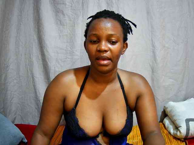 sweet-bunny12 webcam
