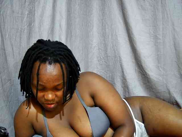sweet-bunny12 webcam