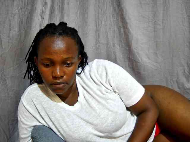 sweet-bunny12 webcam