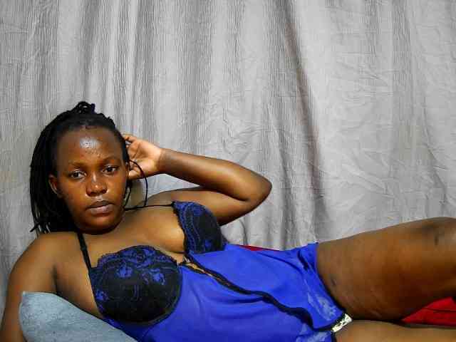 sweet-bunny12 webcam