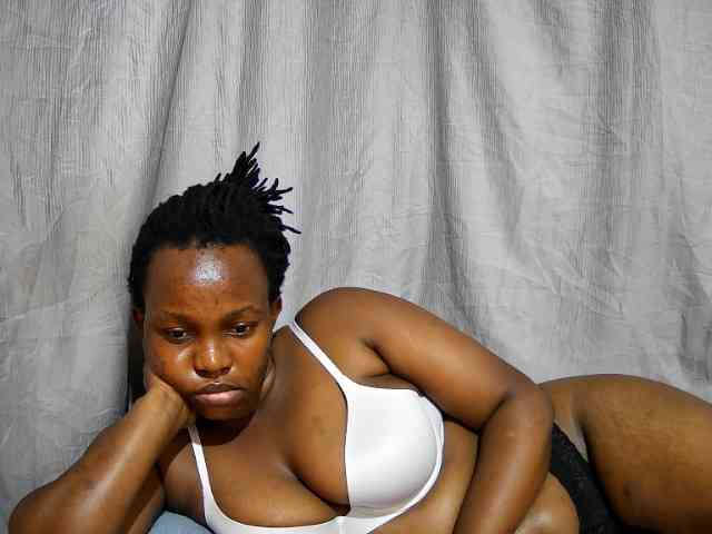 sweet-bunny12 webcam