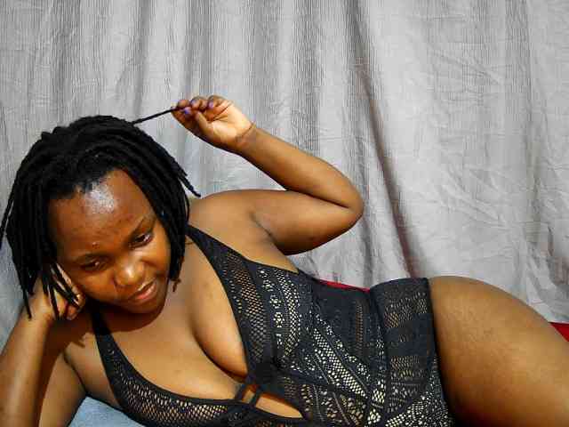 sweet-bunny12 webcam