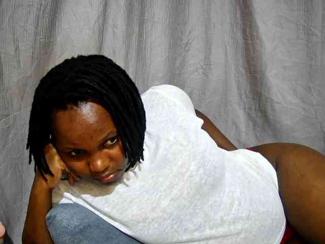 sweet-bunny12 webcam