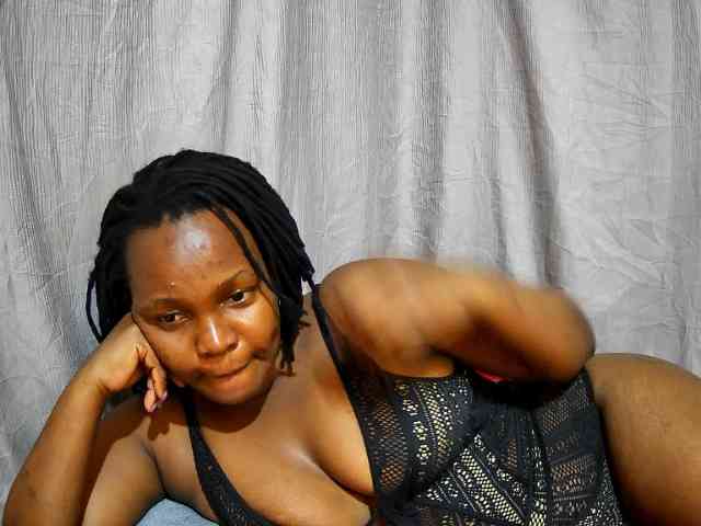 sweet-bunny12 webcam