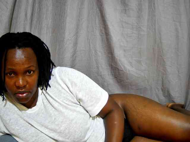 sweet-bunny12 webcam