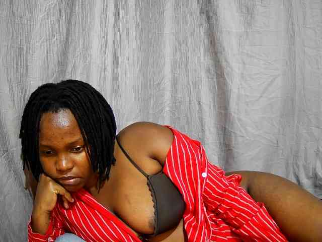 sweet-bunny12 webcam