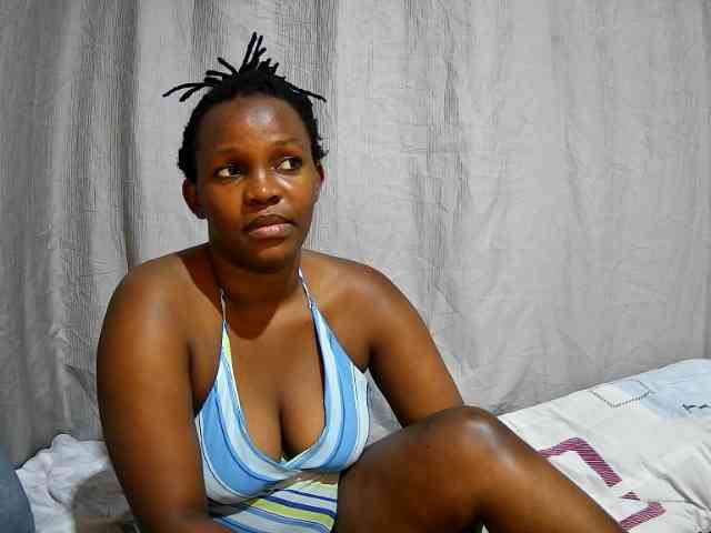 sweet-bunny12 webcam