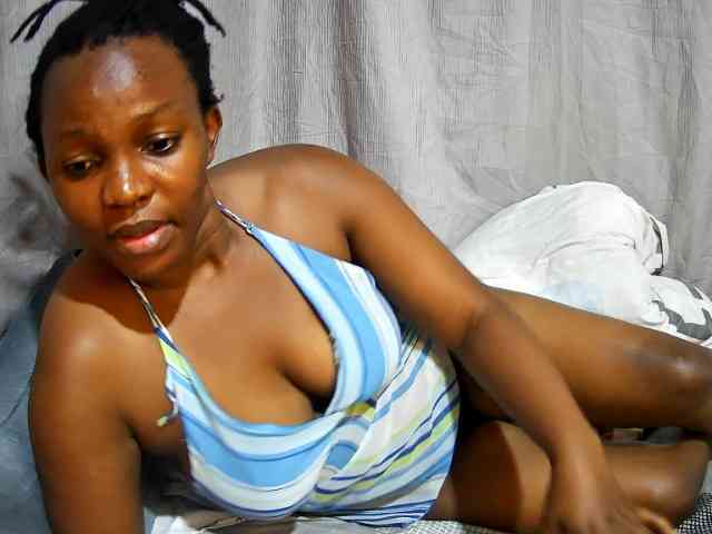 sweet-bunny12 webcam