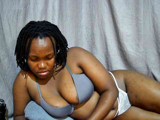 sweet-bunny12 webcam