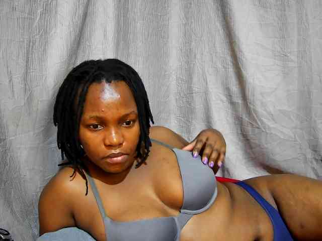 sweet-bunny12 webcam