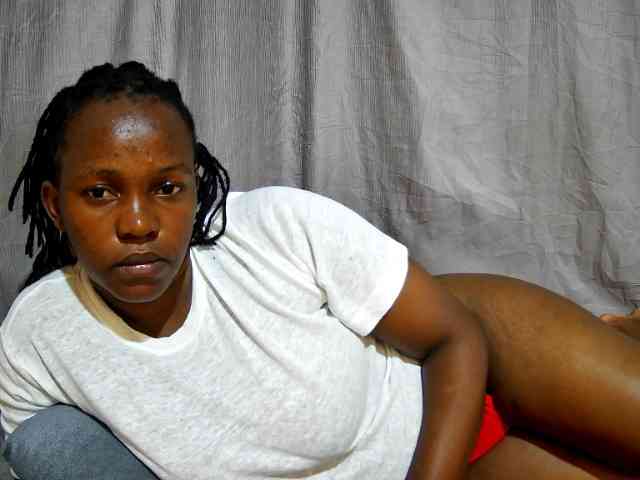 sweet-bunny12 webcam