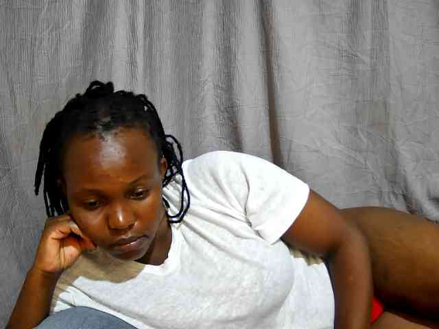 sweet-bunny12 webcam