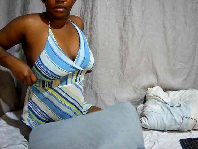 sweet-bunny12 webcam