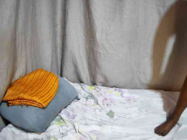 sweet-bunny12 webcam