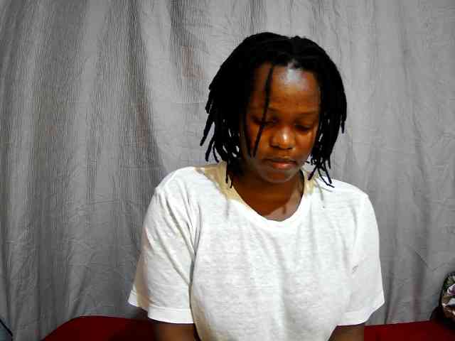 sweet-bunny12 webcam