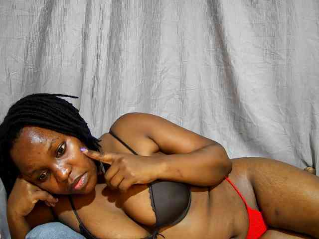 sweet-bunny12 webcam