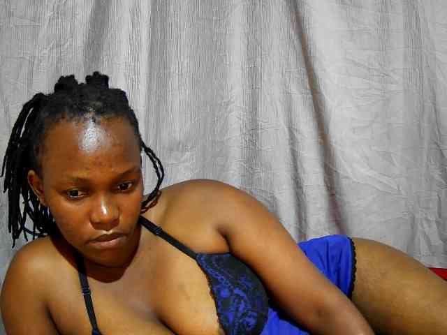 sweet-bunny12 webcam