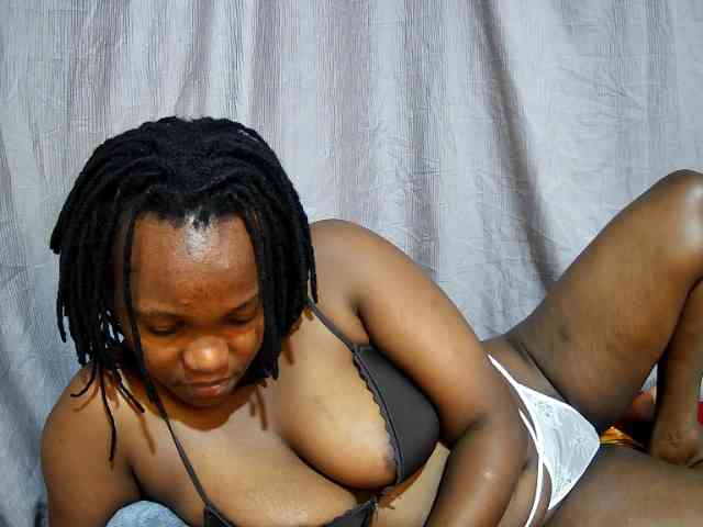 sweet-bunny12 webcam