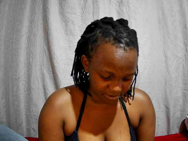 sweet-bunny12 webcam