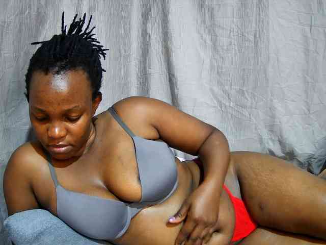 sweet-bunny12 webcam