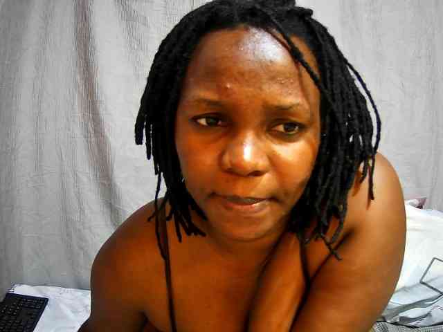 sweet-bunny12 webcam