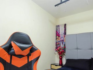 abril-foster Porn Show