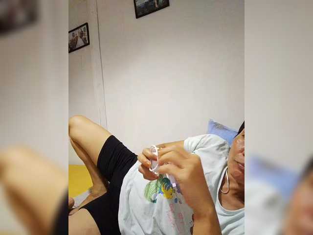 CherrieRose30's BongaCams show and profile