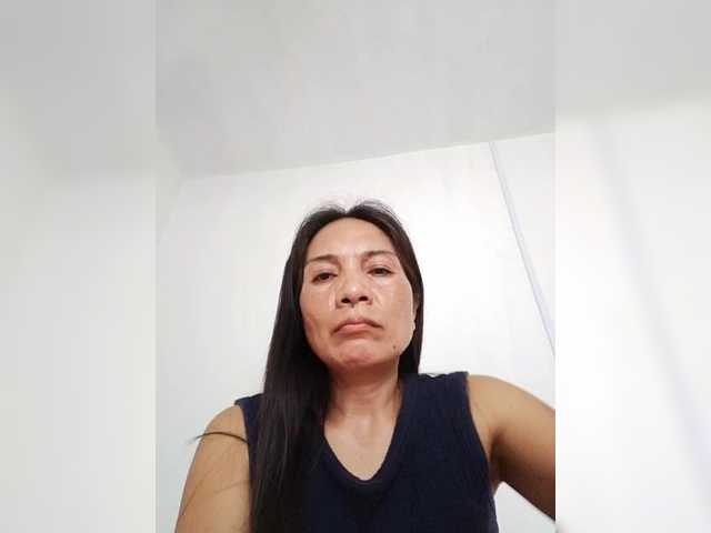 CherrieRose30's BongaCams show and profile