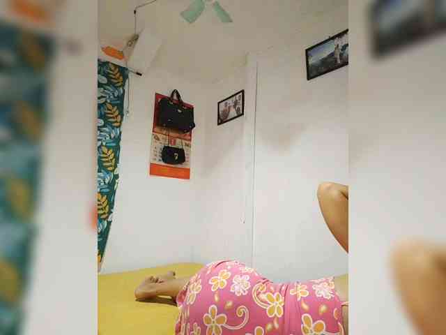 CherrieRose30 webcam