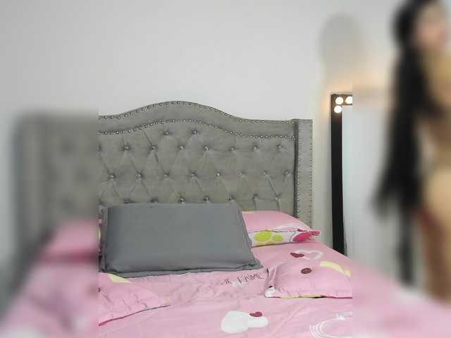 emilydauz webcam bongacams model stream image