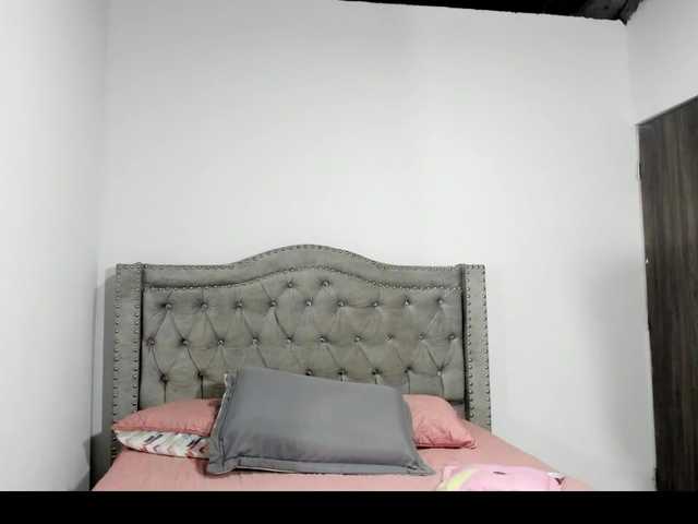 emilydauz's BongaCams show and profile