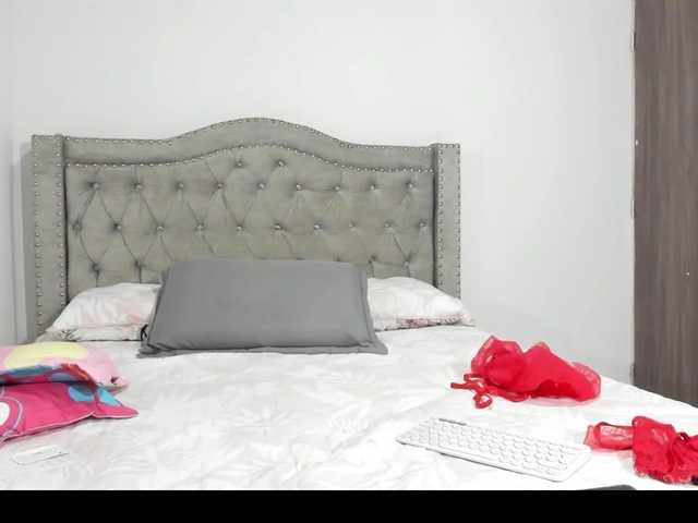 emilydauz's BongaCams show and profile