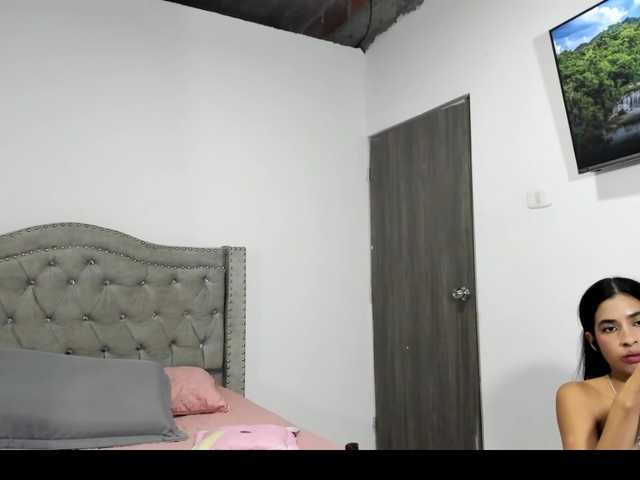 emilydauz's BongaCams show and profile