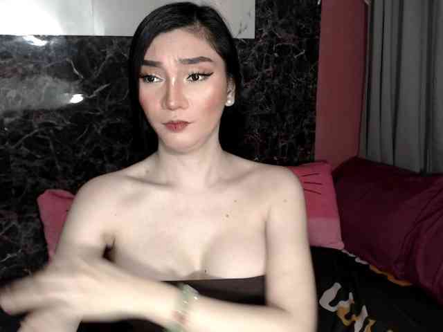 QueenofAllQeenz3... Live Webcam on BongaCams