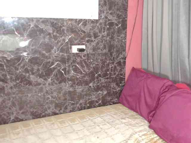 QueenofAllQeenz3... Live Webcam on BongaCams