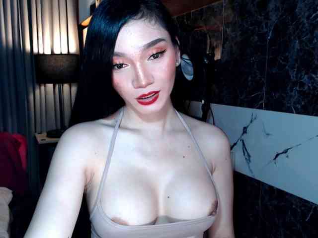 QueenofAllQeenz34