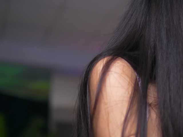 le modèle MisssMegann est en webcam porno dans un show sur le site bongacams, il possède les tags suivants: White/Caucasian,Brunette,Shaved