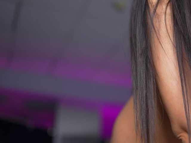 MisssMegann's BongaCams show and profile