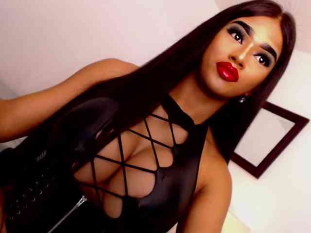 DominantLatina DominantLatina
