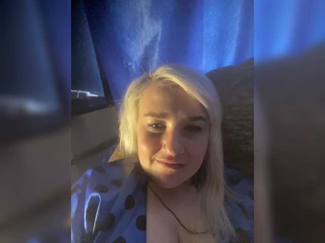 Diana4355 webcam bongacams model stream image