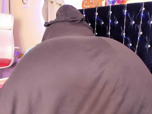 Dana-Alabi's BongaCams show and profile