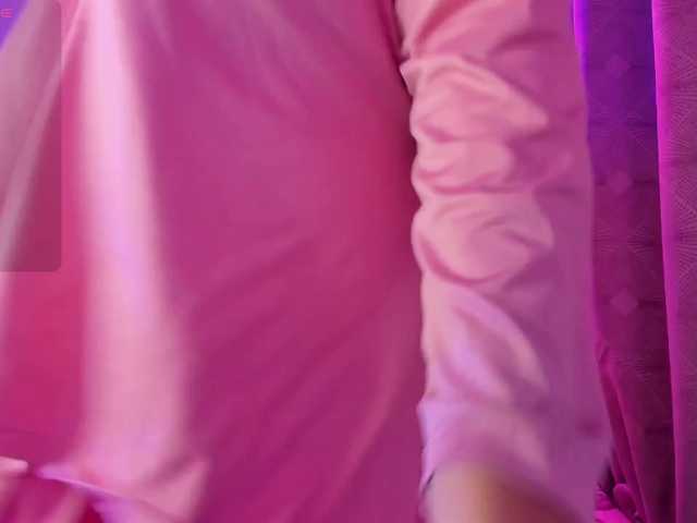 Dana-Alabi's BongaCams show and profile