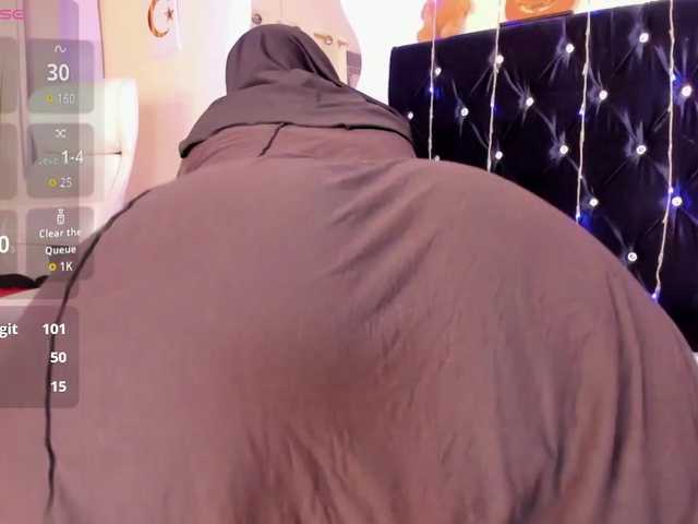 Dana-Alabi's BongaCams show and profile