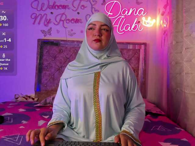 Dana-Alabi's BongaCams show and profile